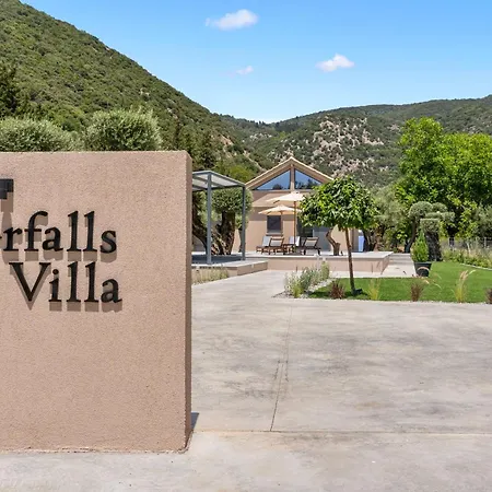 Luxury Waterfalls Villa Privet Pool Jacuzzi Nydri (Lefkada)