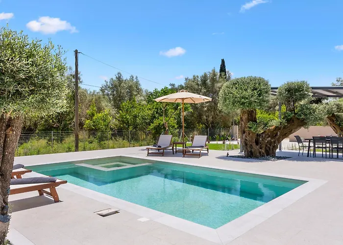 Luxury Waterfalls Privet Pool Jaccuzi Villa